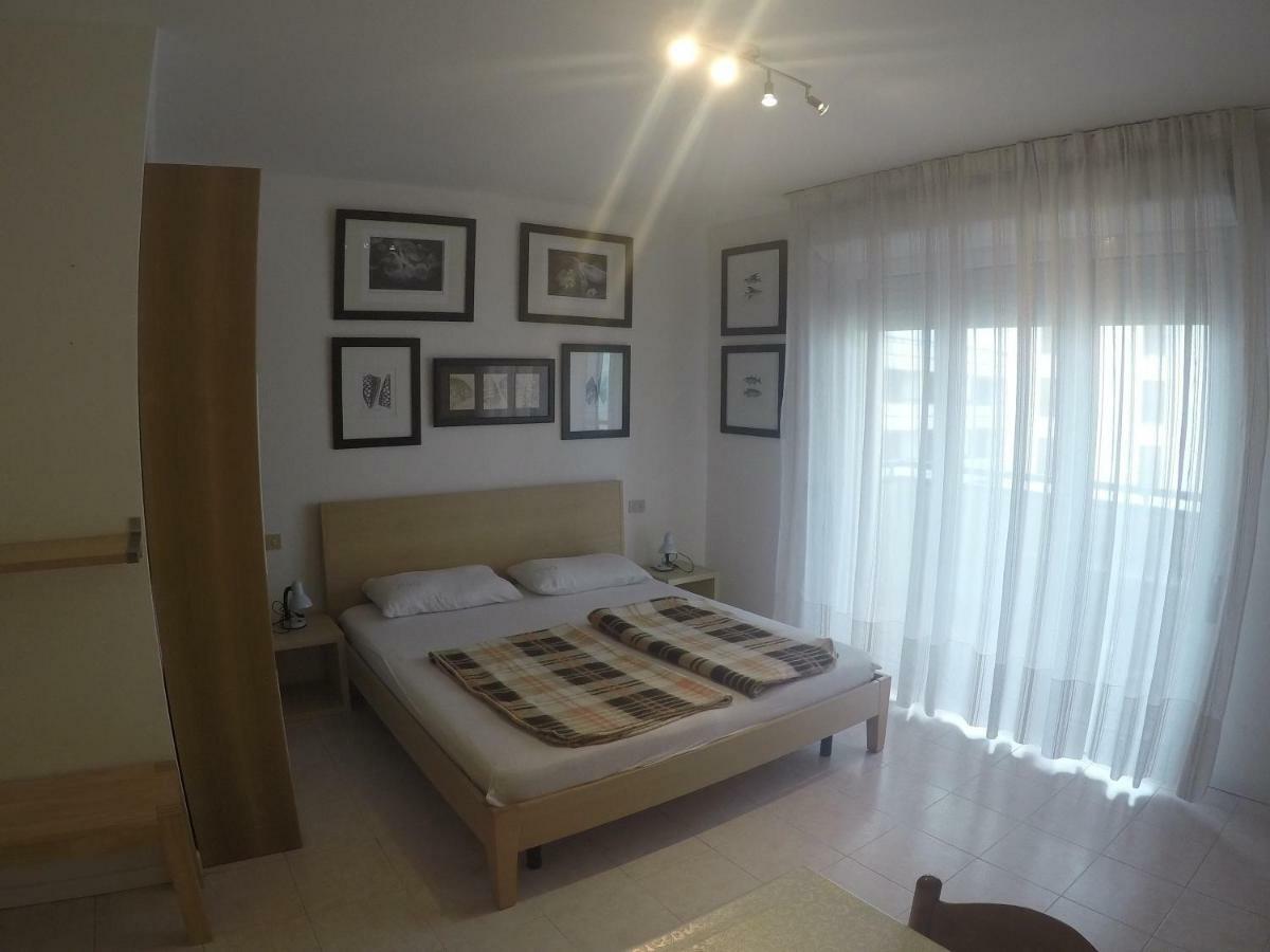 Monolocale Colombo - Agenzia Cocal Apartman Caorle Kültér fotó